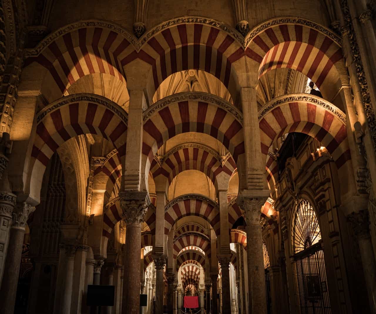 Interior view of arched ceilings with red stripes